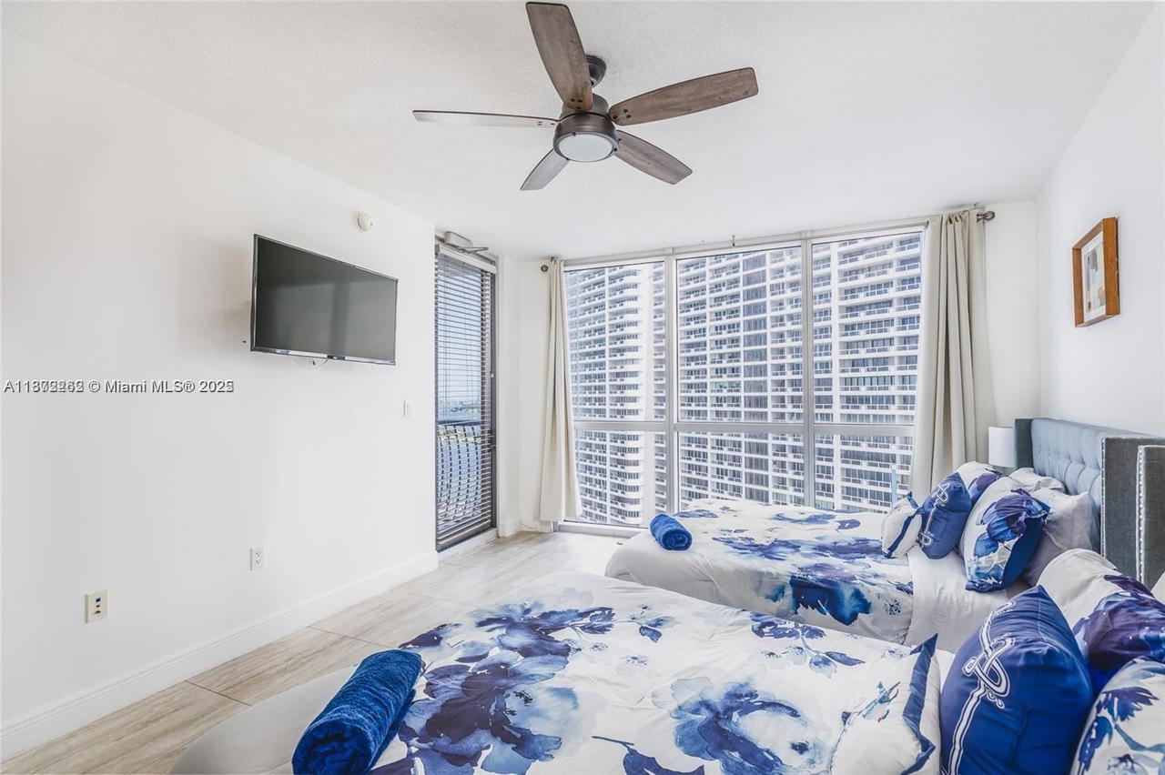 Real estate property located at 1750 Bayshore Dr #2402, Miami-dade, Opera Tower Condo, Miami, FL