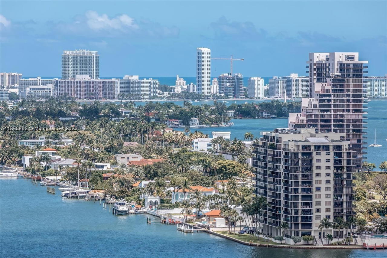 Real estate property located at 1750 Bayshore Dr #2402, Miami-dade, Opera Tower Condo, Miami, FL
