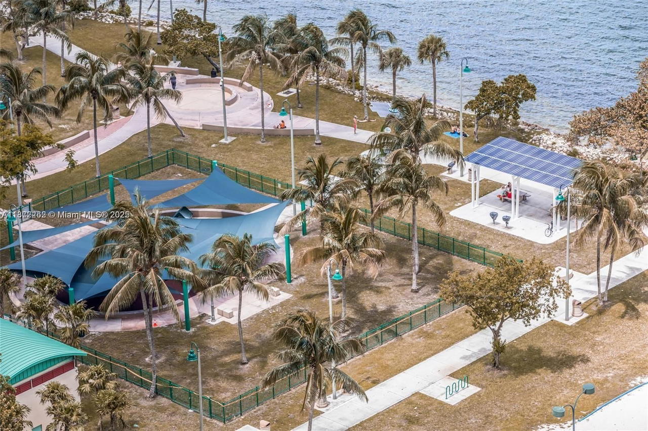 Real estate property located at 1750 Bayshore Dr #2402, Miami-dade, Opera Tower Condo, Miami, FL