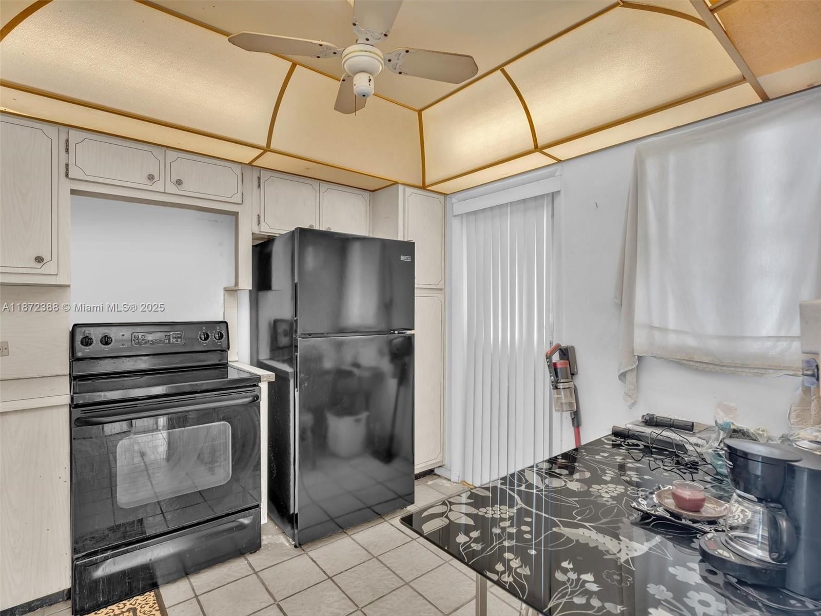 Real estate property located at 445 195th St #431, Miami-dade, Royal Oaks Condo, Miami, FL