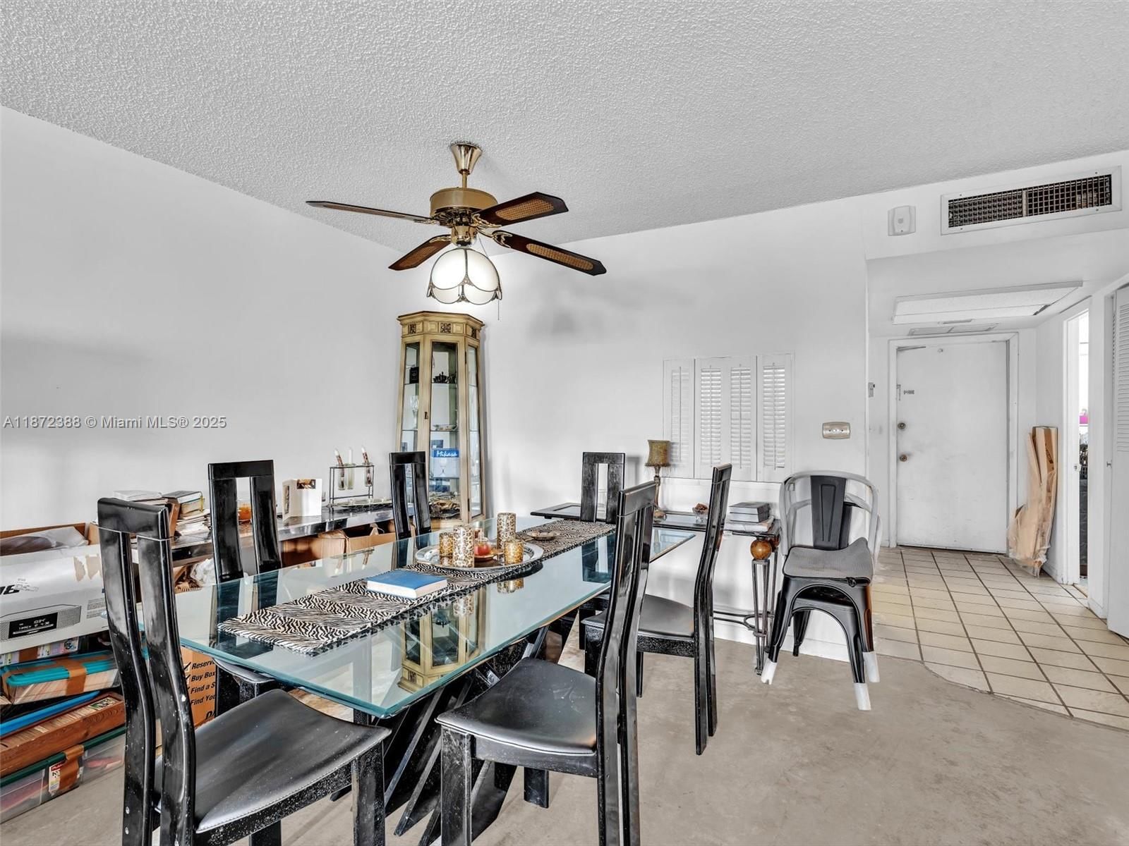 Real estate property located at 445 195th St #431, Miami-dade, Royal Oaks Condo, Miami, FL