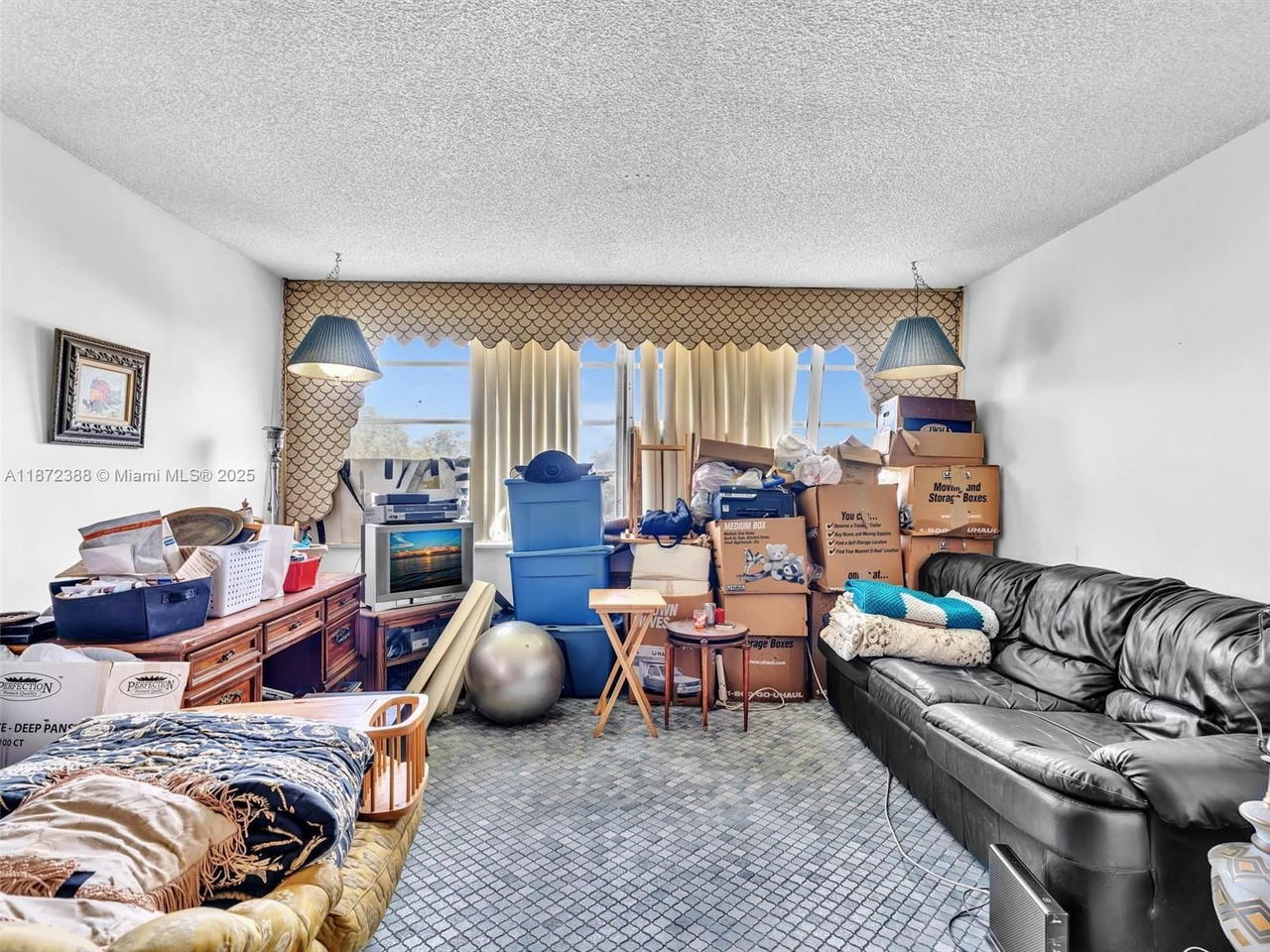 Real estate property located at 445 195th St #431, Miami-dade, Royal Oaks Condo, Miami, FL