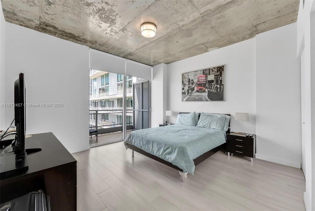Real estate property located at 690 1st Ct #2710, Miami-dade, Neo Vertika Condo, Miami, FL