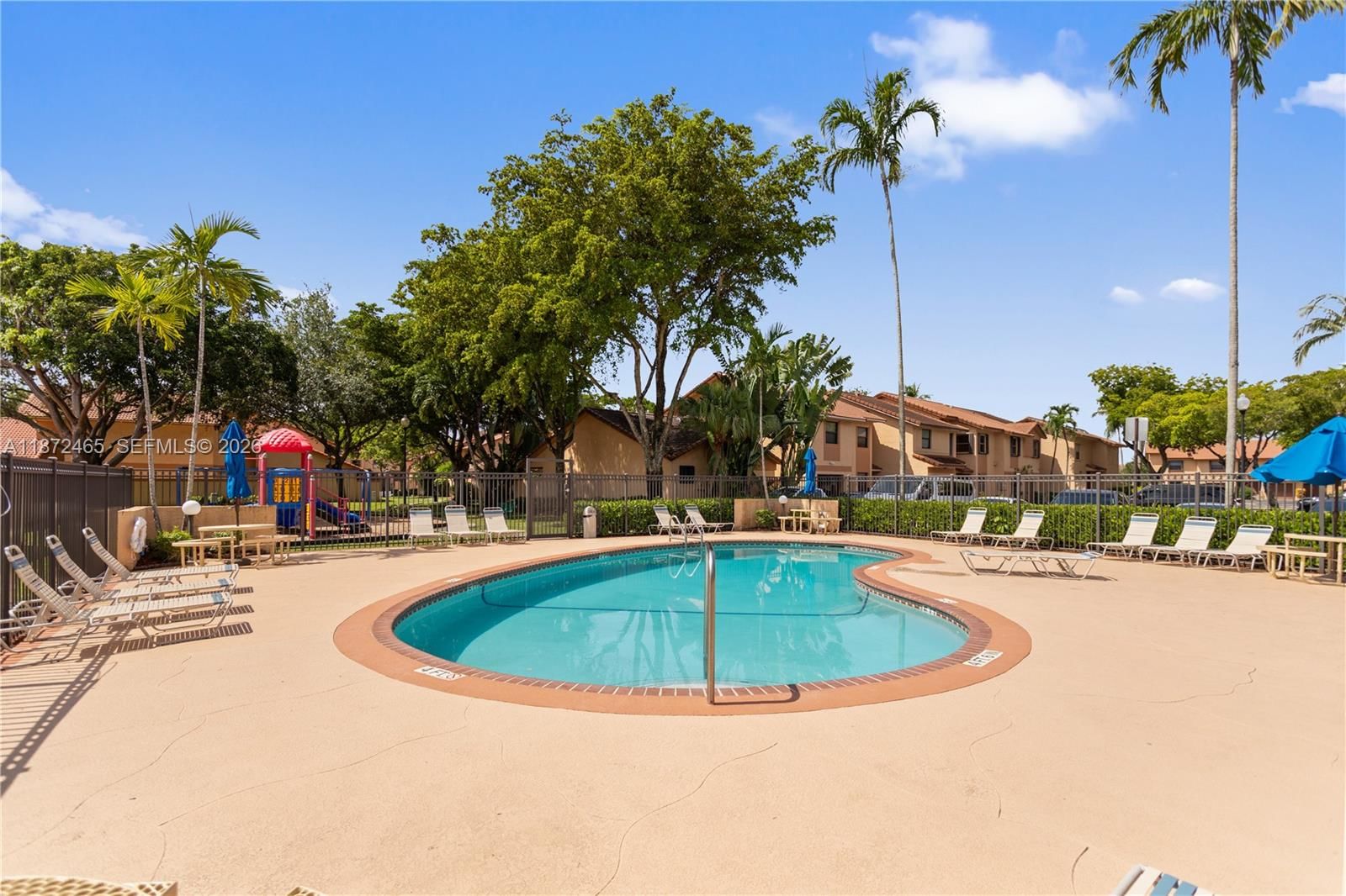 Real estate property located at 949 SW 113th Ter, Broward, Herons Landing, Pembroke Pines, FL