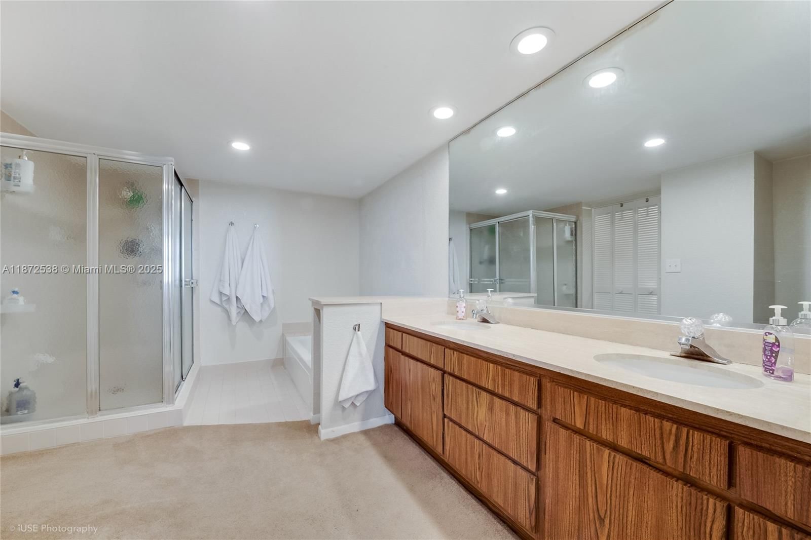 Real estate property located at 600 Biltmore Way #1218, Miami-dade, Biltmore Ii Condo, Coral Gables, FL