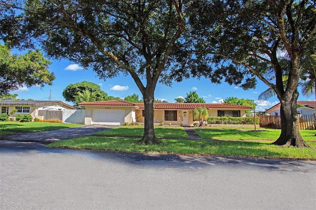 Real estate property located at 5561 2nd Ct, Broward, Plantation Park Third Add, Plantation, FL