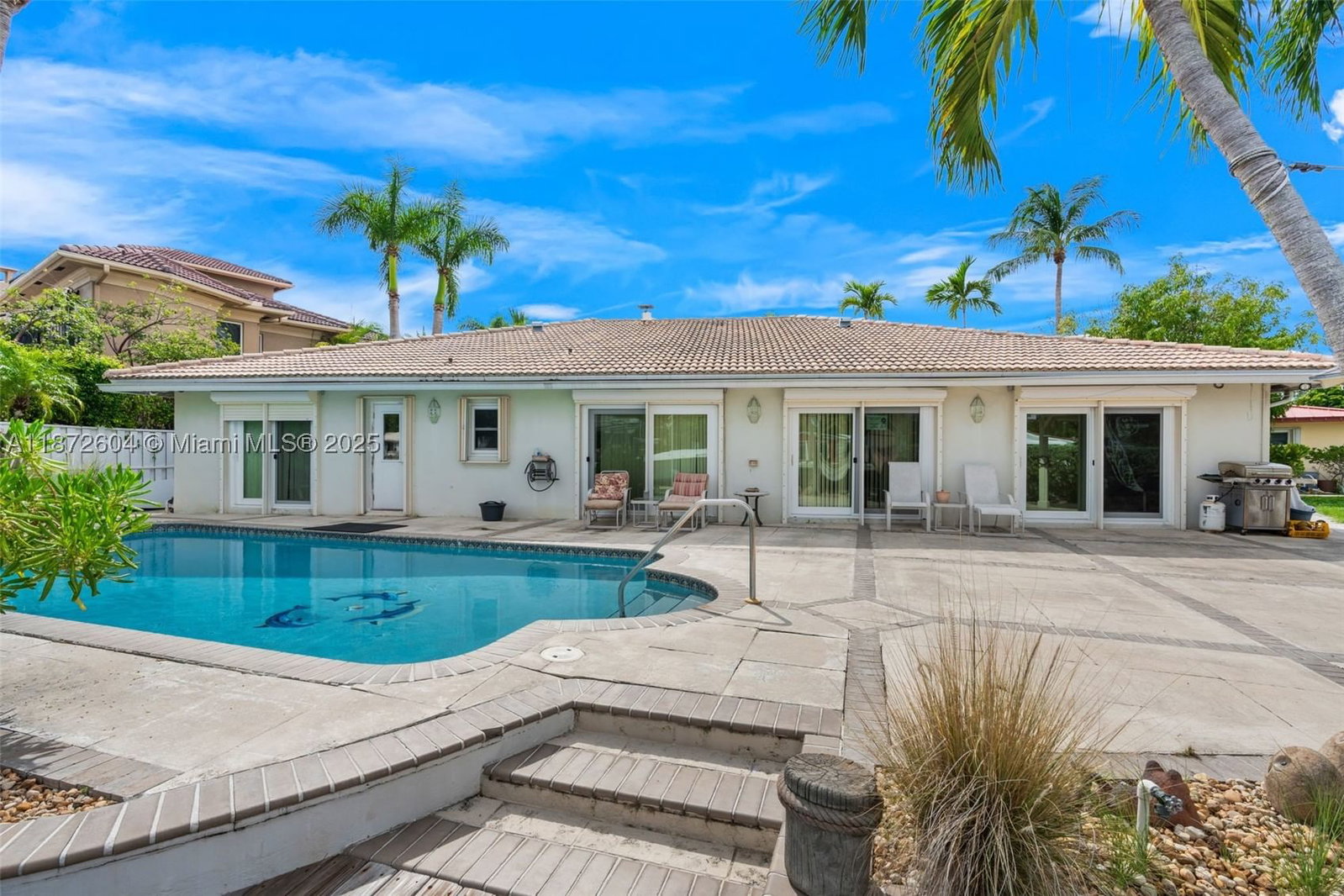 Real estate property located at 2401 Fryer Pt, Broward, Coral Ridge Galt Add, Fort Lauderdale, FL