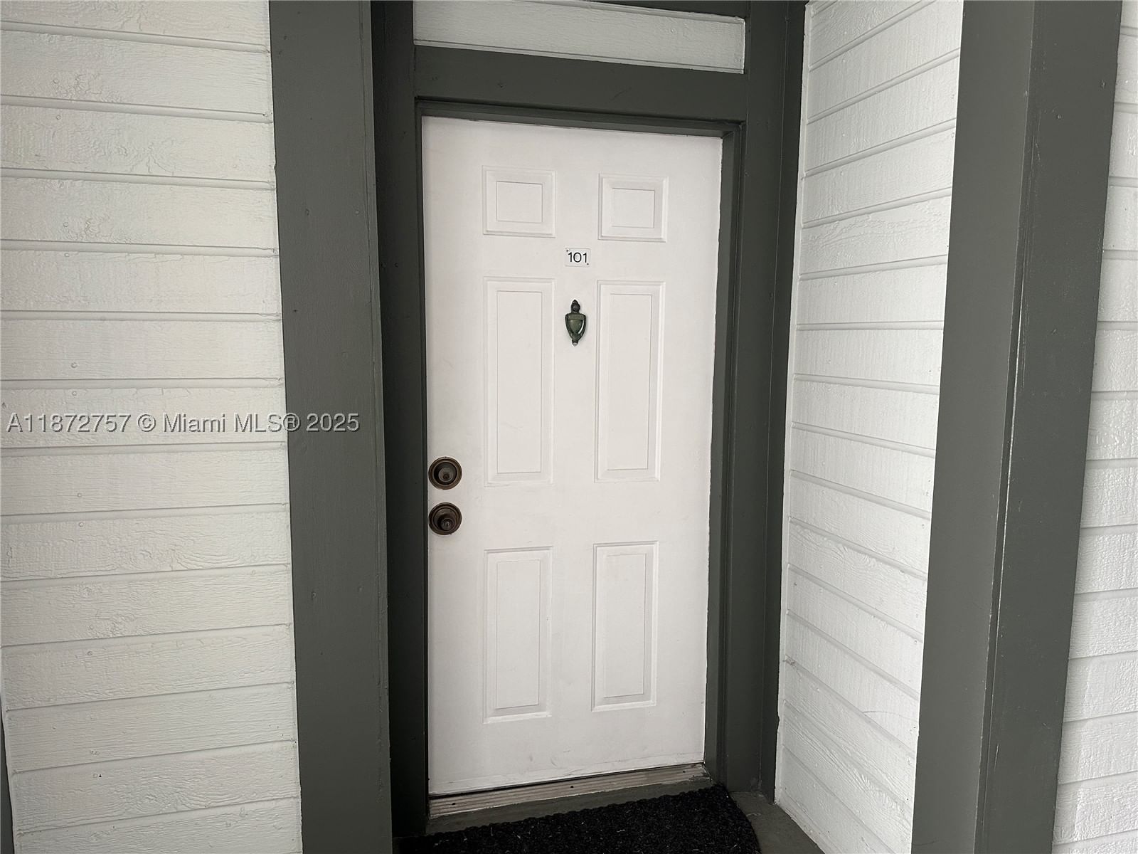 Real estate property located at 469 207th Ln #101, Miami-dade, Carmel Lakes Condo No 1, Miami, FL