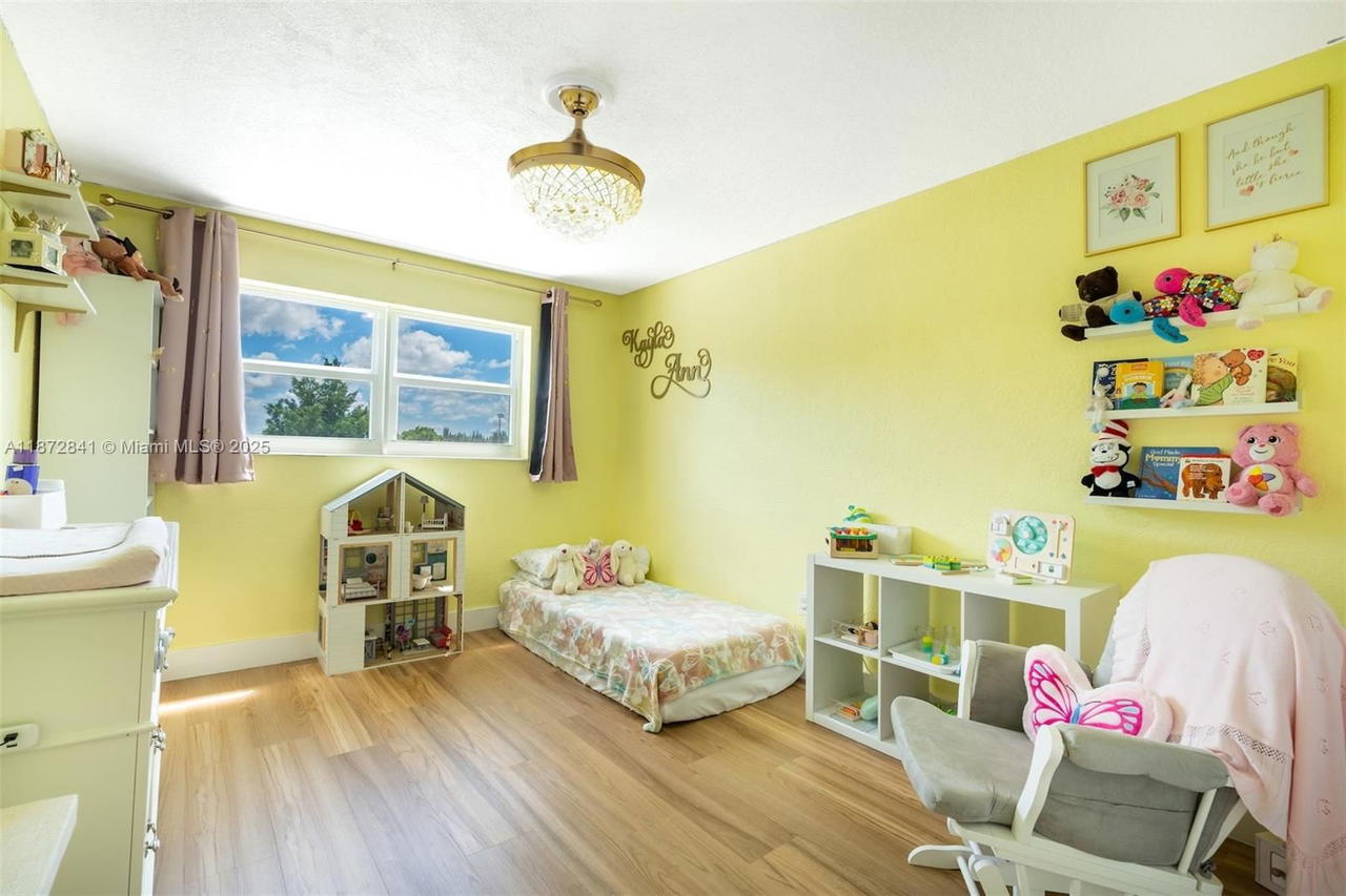 Real estate property located at 7305 2nd Ct, Miami-dade, First Addn To Palm Spring, Hialeah, FL