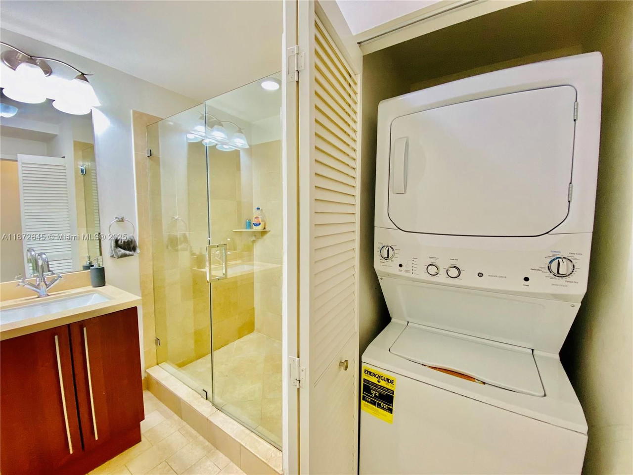 Real estate property located at 79 12th St #3211-S, Miami-dade, The Axis On Brickell Cond, Miami, FL