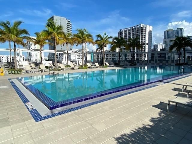 Real estate property located at 79 12th St #3211-S, Miami-dade, The Axis On Brickell Cond, Miami, FL