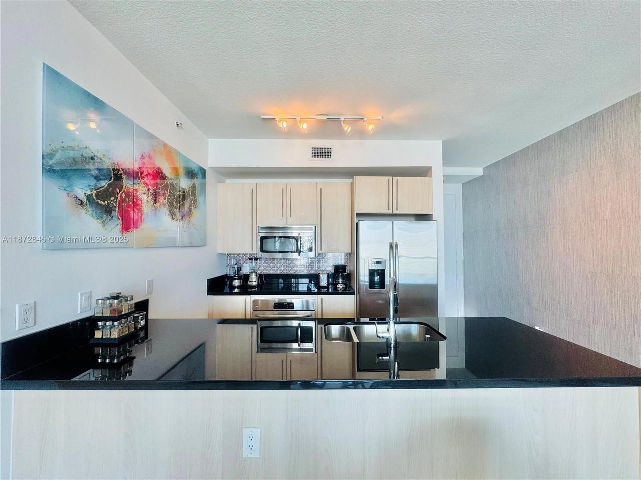Real estate property located at 79 12th St #3211-S, Miami-dade, The Axis On Brickell Cond, Miami, FL