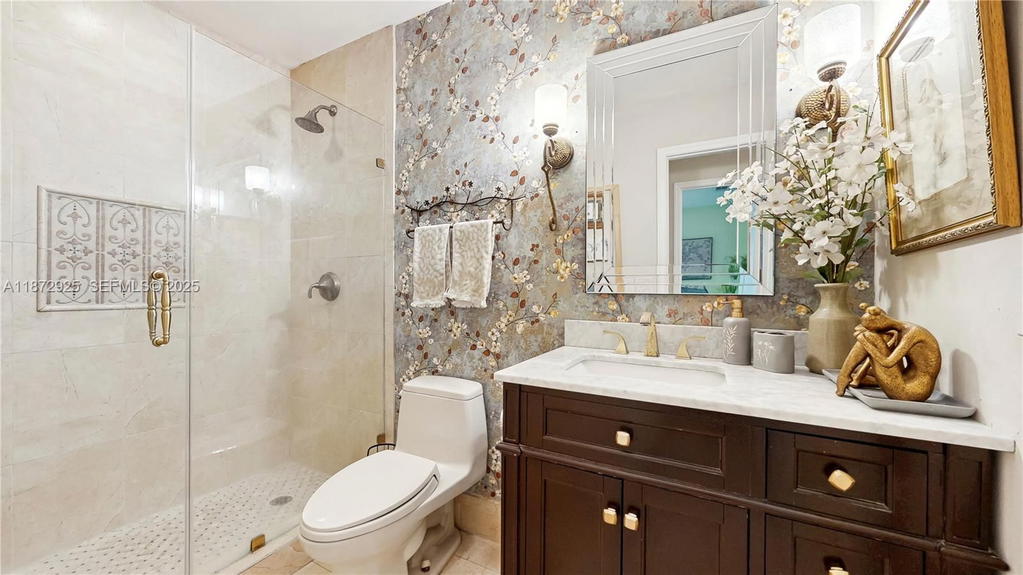 Real estate property located at 982 133rd Ct, Miami-dade, Venezia Homes Estates Ist, Miami, FL