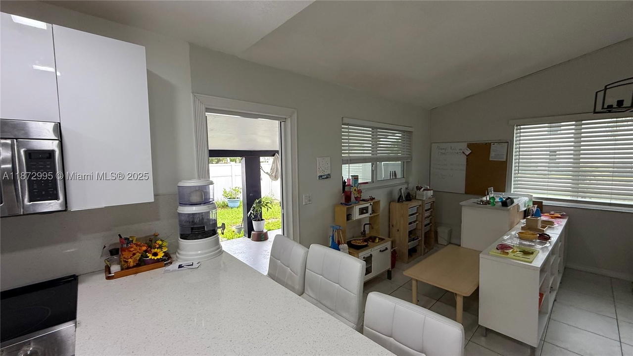 Real estate property located at 21140 26th Ave, Miami-dade, Sunswept Isle, Miami, FL