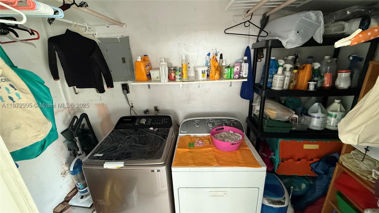 Real estate property located at 21140 26th Ave, Miami-dade, Sunswept Isle, Miami, FL