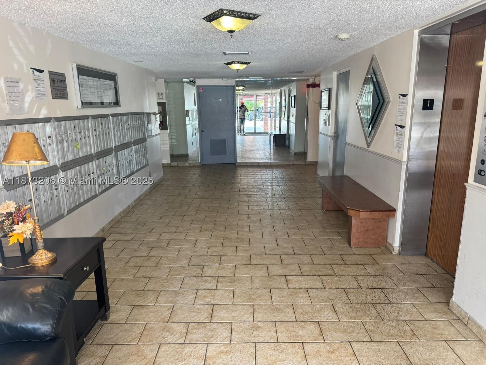 Real estate property located at 2061 47th Ter #407, Broward, Castle Apartments 17 Cond, Lauderhill, FL