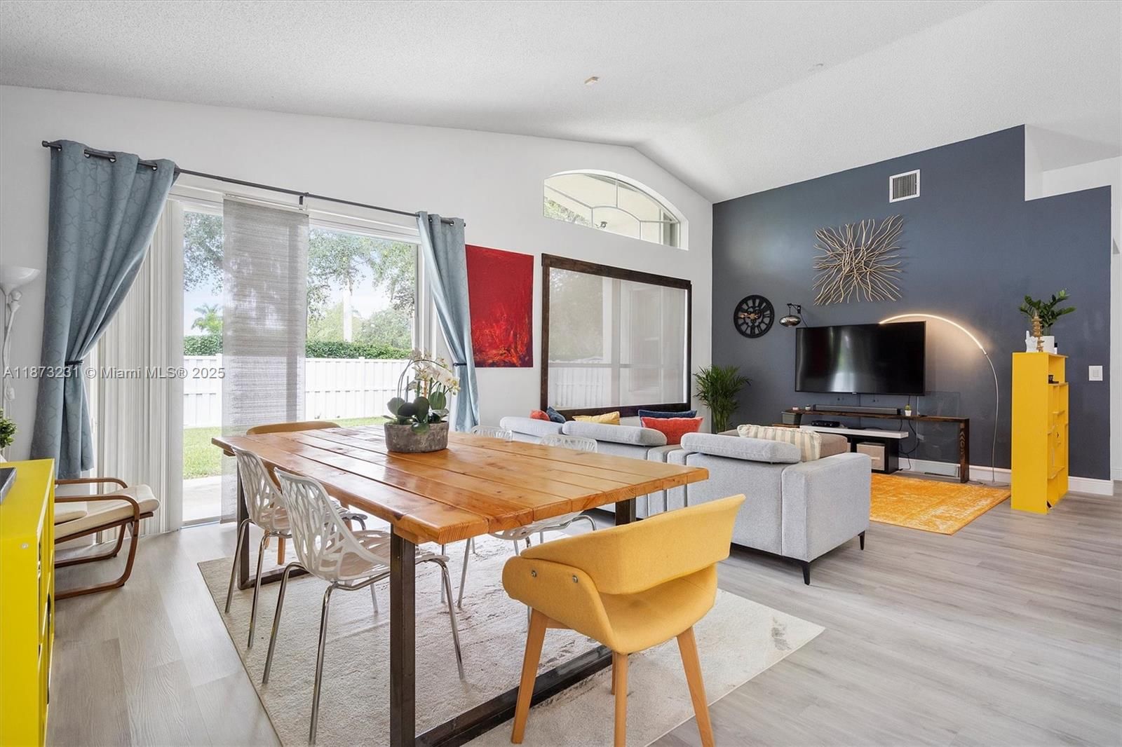 Real estate property located at 1572 135th Ave, Broward, Pembroke Falls Phase 2, Pembroke Pines, FL