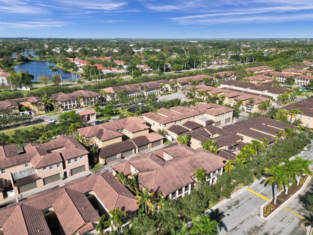 Real estate property located at 1404 147th Ave, Broward, Cobblestone, Pembroke Pines, FL