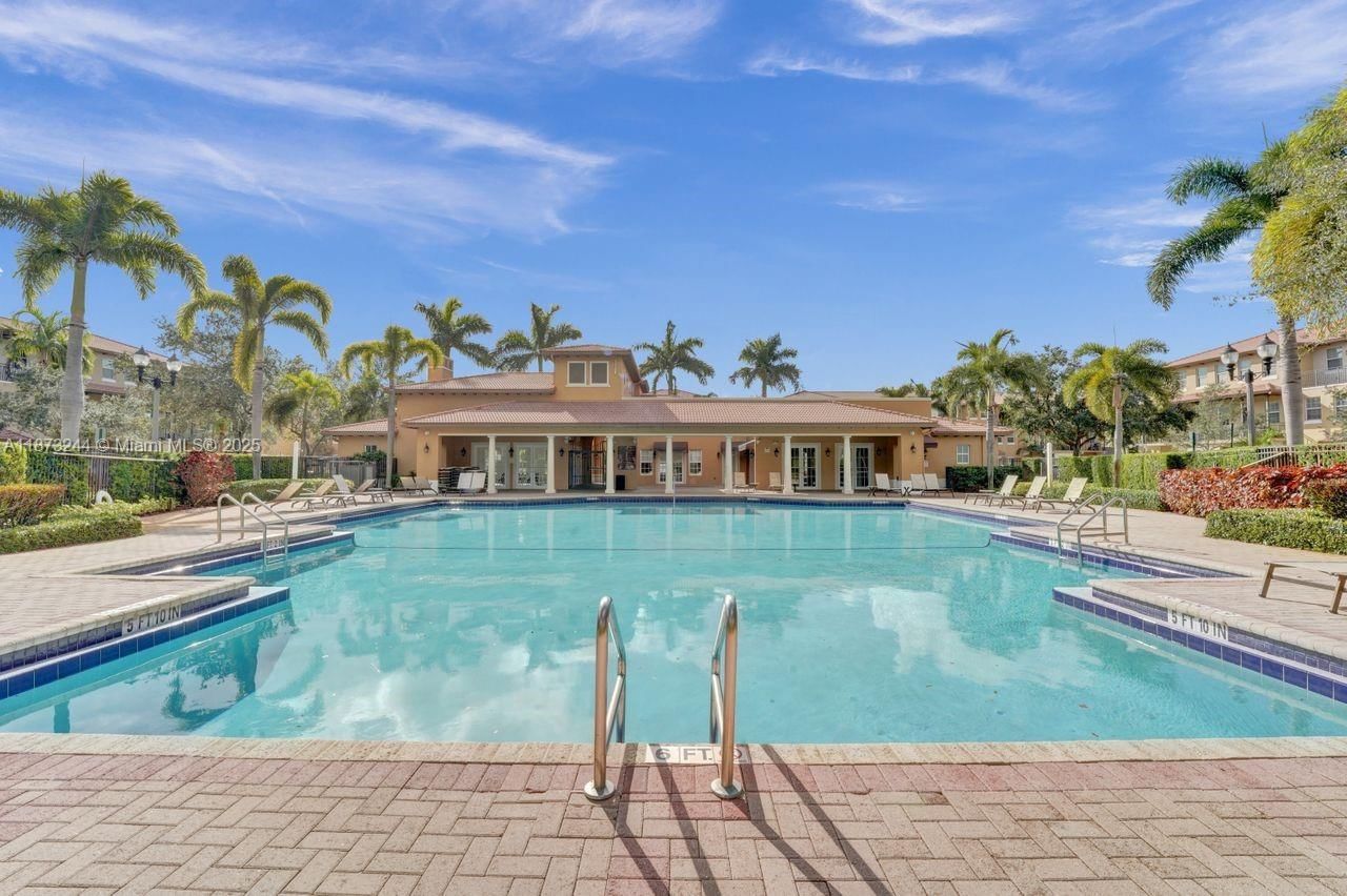 Real estate property located at 1404 147th Ave, Broward, Cobblestone, Pembroke Pines, FL