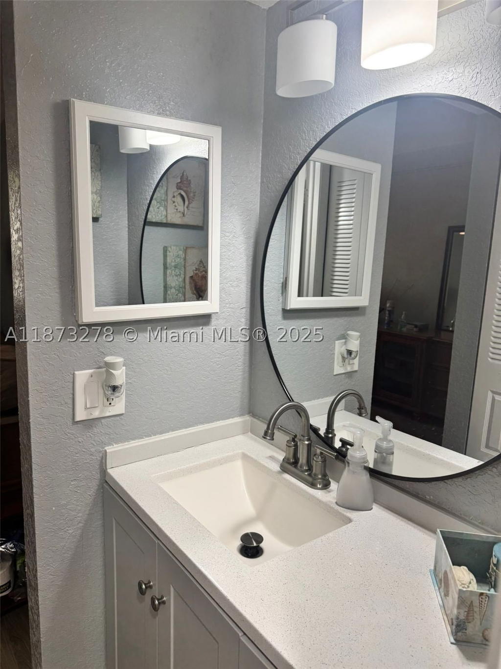 Real estate property located at 10332 Sunrise Lakes Blvd #106, Broward, Sunrise Lakes Phase 4, Sunrise, FL