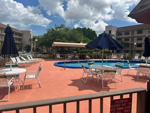 Real estate property located at 10332 Sunrise Lakes Blvd #106, Broward, Sunrise Lakes Phase 4, Sunrise, FL