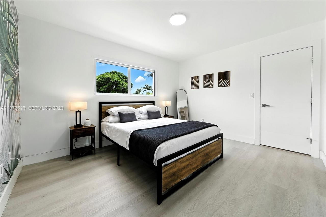 Real estate property located at 16830 6th Ct, Miami-dade, 1st Addn To Panuleta Gard, North Miami Beach, FL