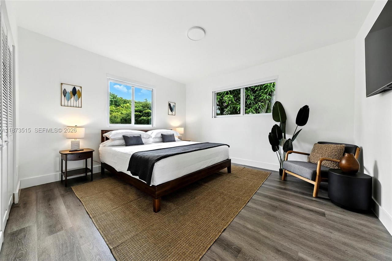 Real estate property located at 16830 6th Ct, Miami-dade, 1st Addn To Panuleta Gard, North Miami Beach, FL