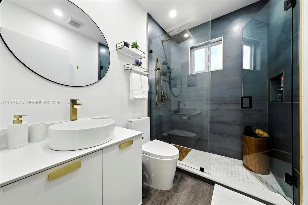 Real estate property located at 16830 6th Ct, Miami-dade, 1st Addn To Panuleta Gard, North Miami Beach, FL