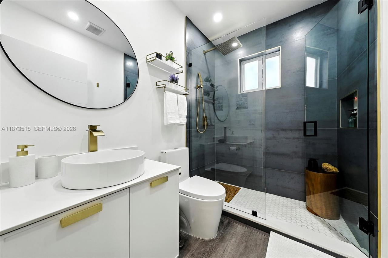 Real estate property located at 16830 6th Ct, Miami-dade, 1st Addn To Panuleta Gard, North Miami Beach, FL