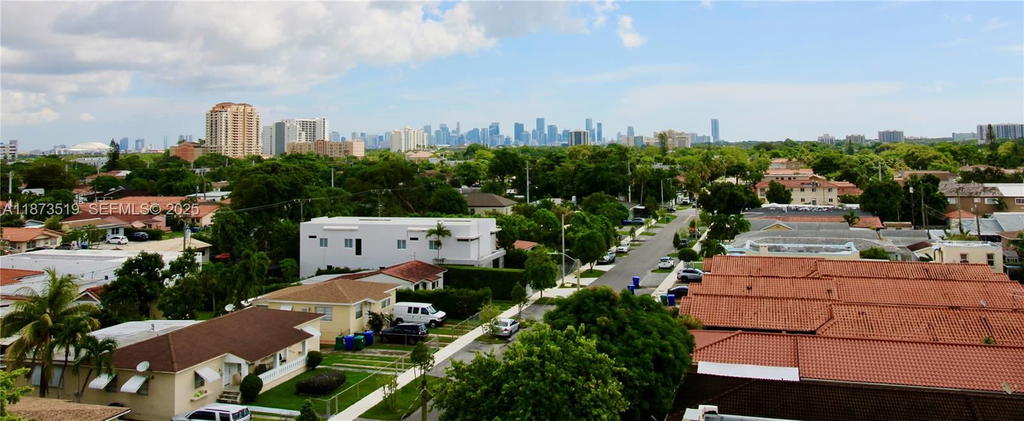 Real estate property located at 2501 Douglas Rd #601, Miami-dade, Douglas Place Condo, Miami, FL