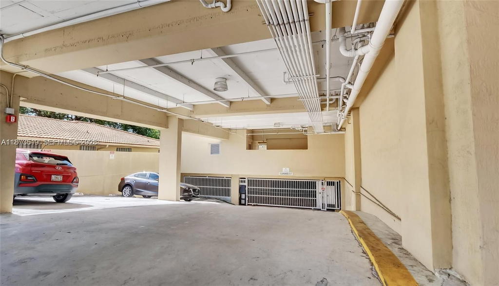 Real estate property located at 2501 Douglas Rd #601, Miami-dade, Douglas Place Condo, Miami, FL