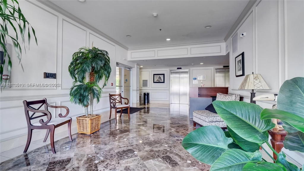 Real estate property located at 2501 Douglas Rd #601, Miami-dade, Douglas Place Condo, Miami, FL