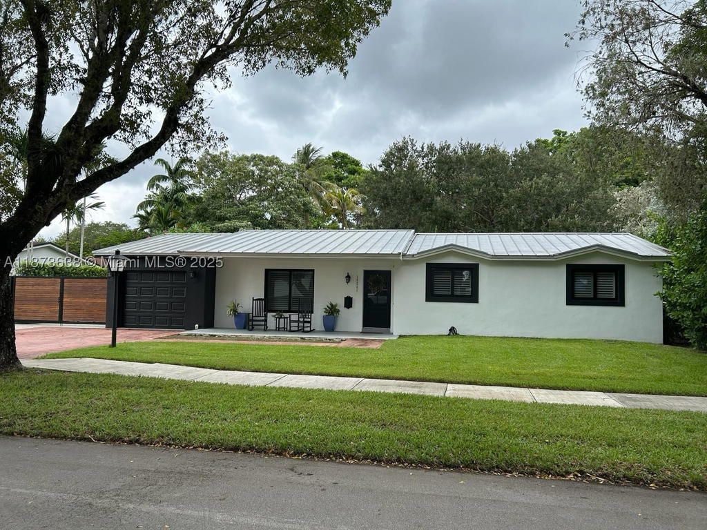 Real estate property located at 10261 109th St, Miami-dade, Kendale South Sec 3 Part, Miami, FL