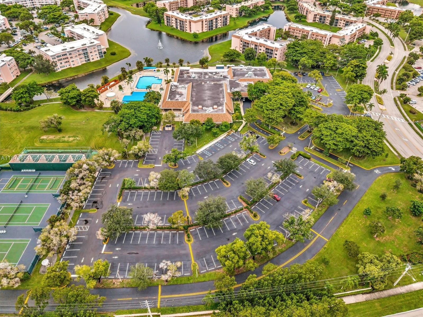 Real estate property located at 2524 104th Ave #308, Broward, Sunrise Lakes 186 Condo, Sunrise, FL