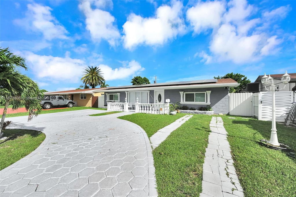 Real estate property located at 7905 Ramona St, Broward, Miramar Sec 14, Miramar, FL