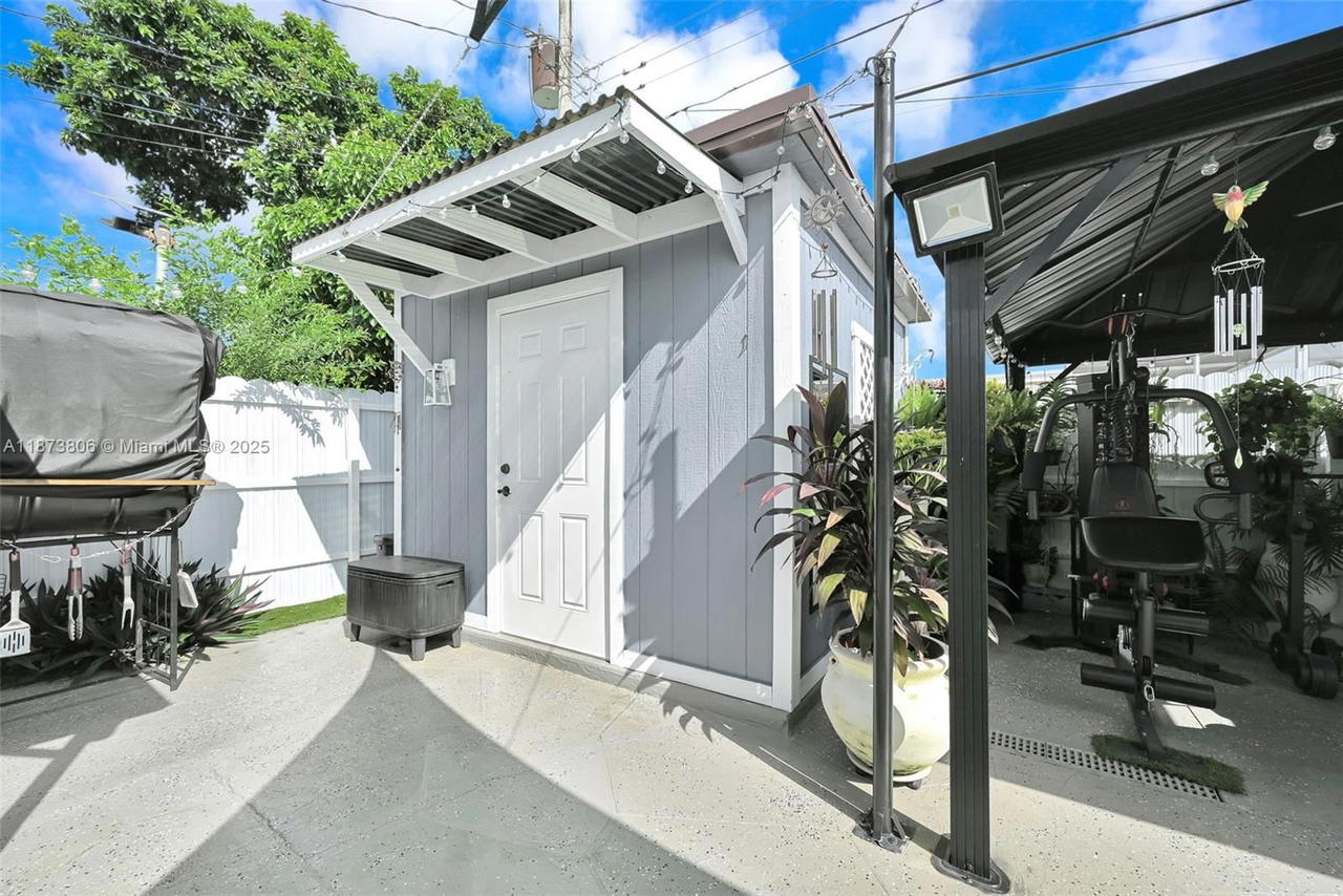 Real estate property located at 7905 Ramona St, Broward, Miramar Sec 14, Miramar, FL