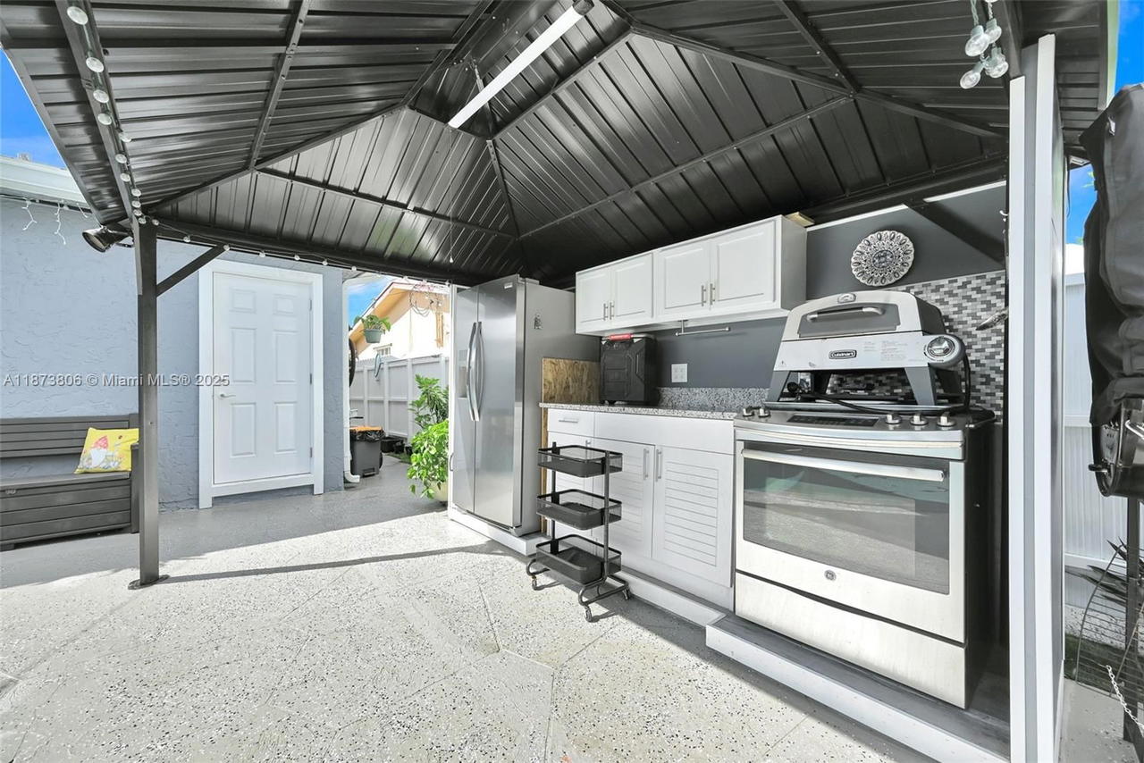 Real estate property located at 7905 Ramona St, Broward, Miramar Sec 14, Miramar, FL