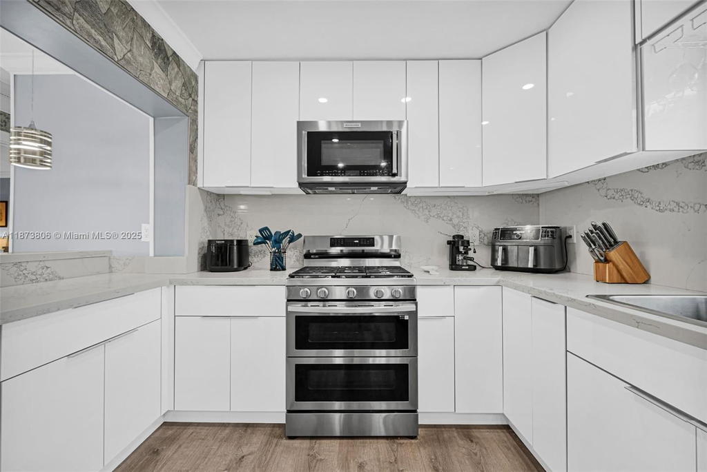 Real estate property located at 7905 Ramona St, Broward, Miramar Sec 14, Miramar, FL