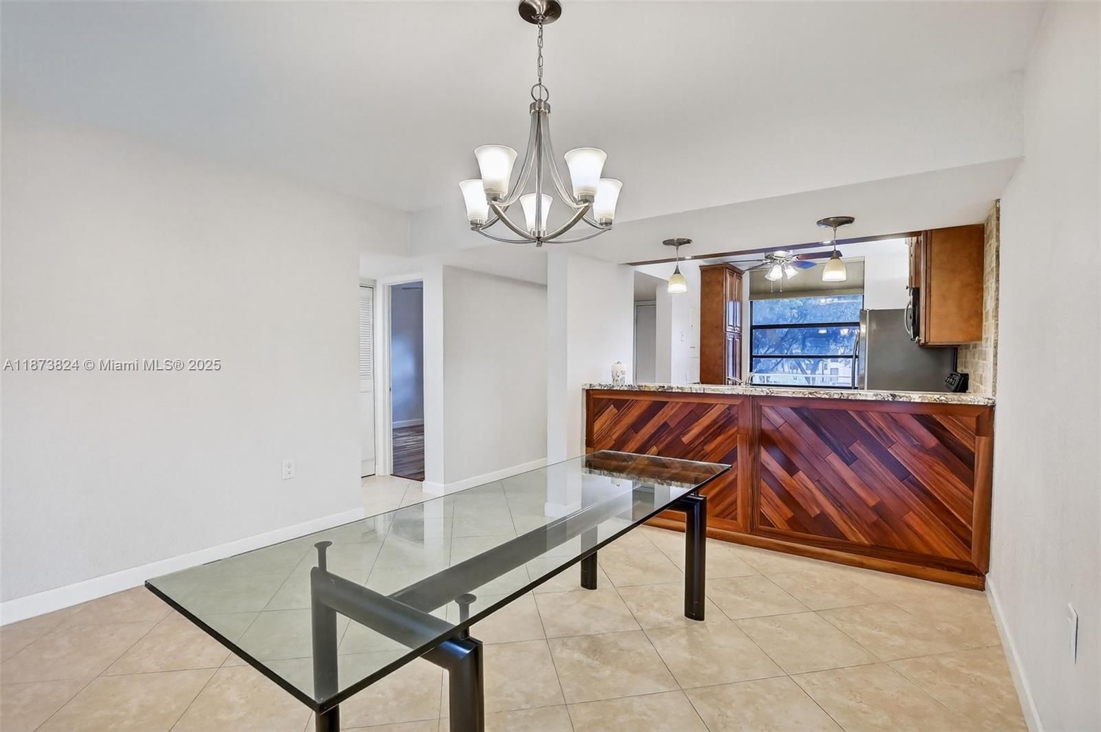Real estate property located at 1715 Whitehall Dr #206, Broward, Whitehall Ii, Davie, FL