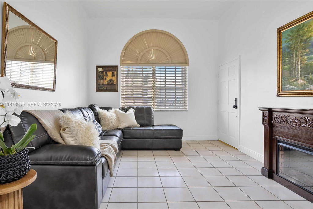 Real estate property located at 7801 9th Ter, Miami-dade, Amend Plat Of F R F Sub, Miami, FL