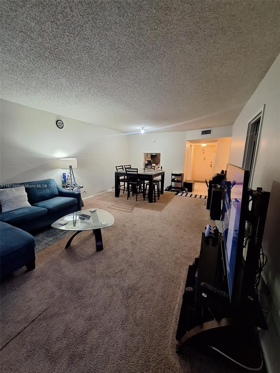 Real estate property located at 8401 Lagos De Campo Blvd #204V, Broward, Sands Point Condominium V, Tamarac, FL