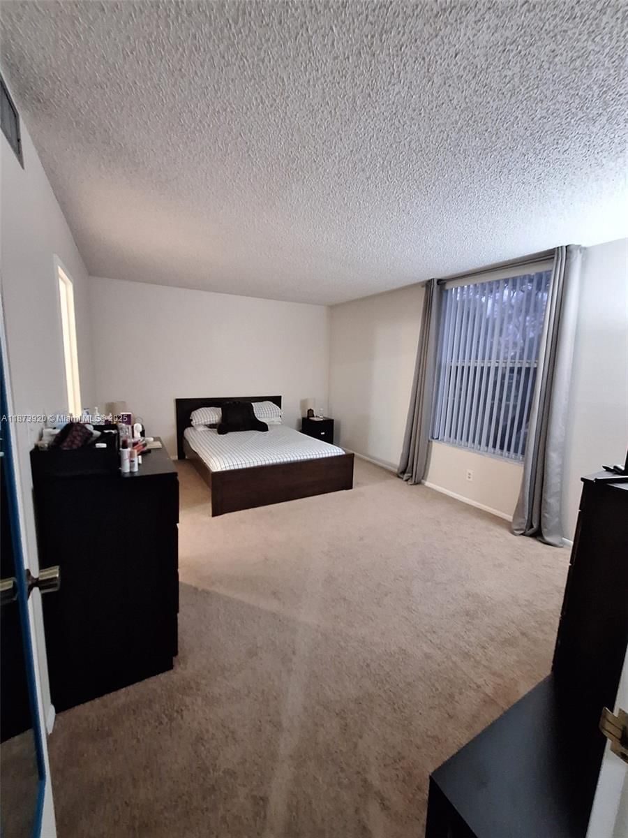 Real estate property located at 8401 Lagos De Campo Blvd #204V, Broward, Sands Point Condominium V, Tamarac, FL