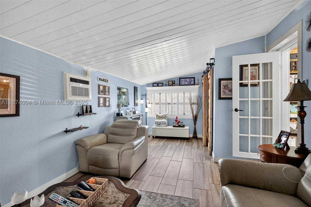 Real estate property located at 7120 Wilson St, Broward, Heritage Homes First Add, Hollywood, FL