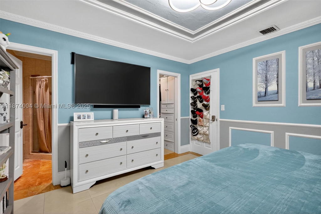 Real estate property located at 7120 Wilson St, Broward, Heritage Homes First Add, Hollywood, FL