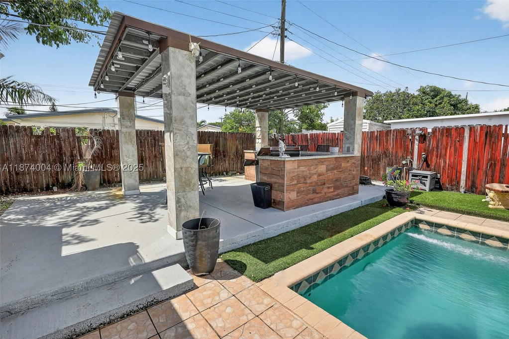 Real estate property located at 7120 Wilson St, Broward, Heritage Homes First Add, Hollywood, FL