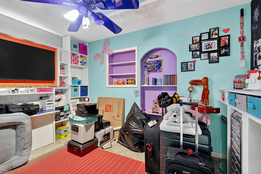 Real estate property located at 7120 Wilson St, Broward, Heritage Homes First Add, Hollywood, FL