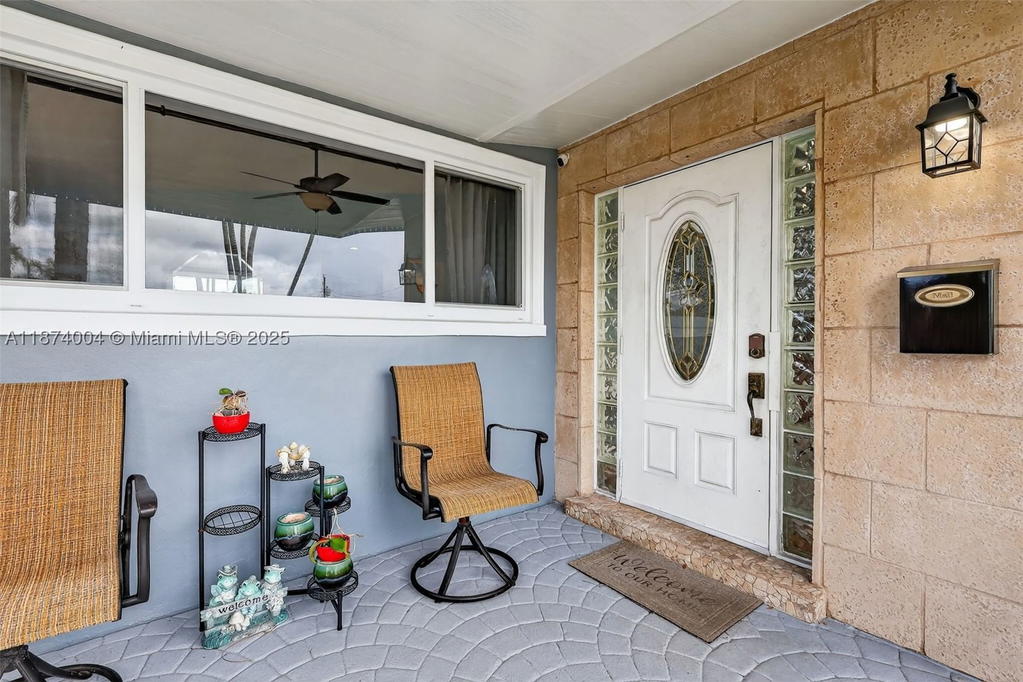 Real estate property located at 7120 Wilson St, Broward, Heritage Homes First Add, Hollywood, FL