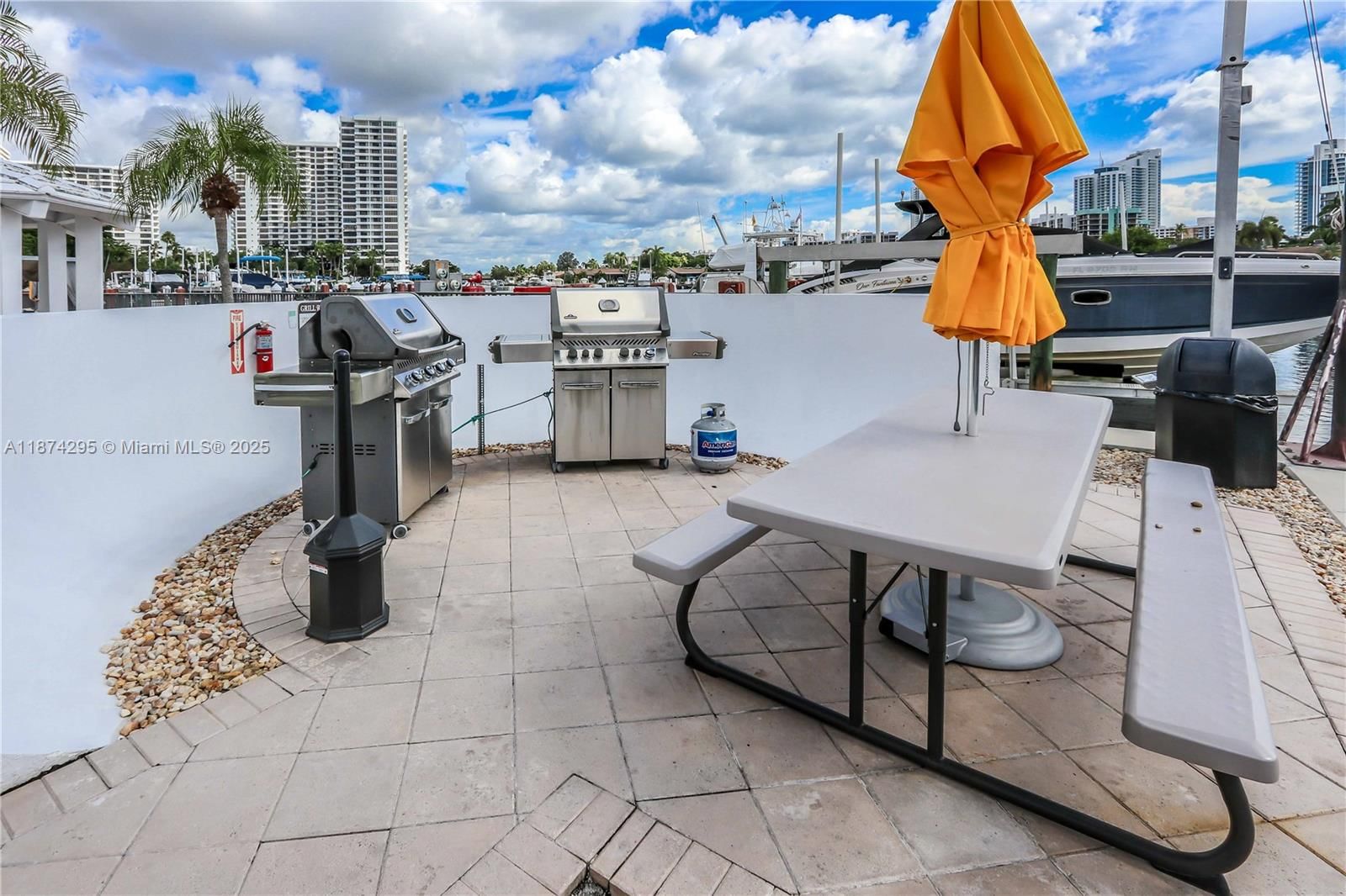 Real estate property located at 300 Three Islands Blvd #405, Broward, Anchor Bay Club Condo, Hallandale Beach, FL