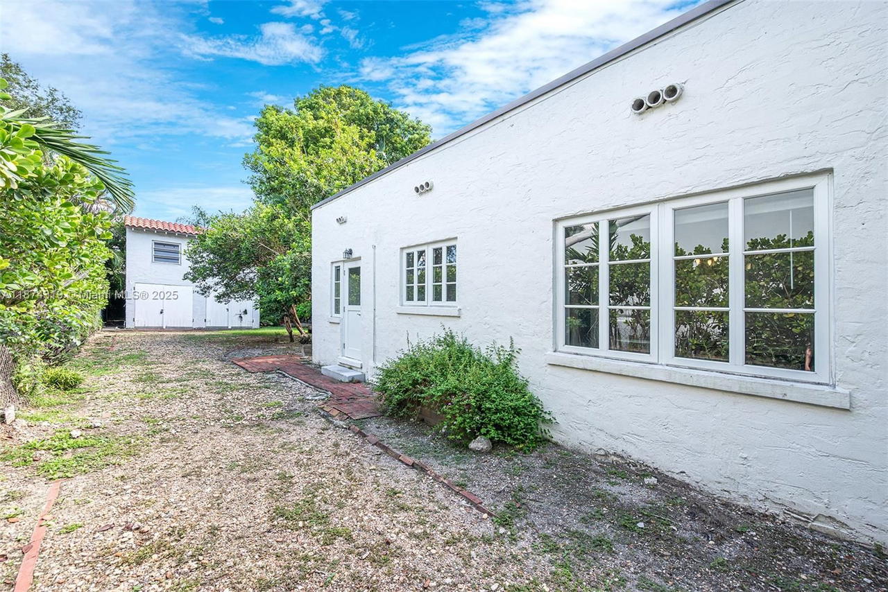 Real estate property located at 1137 Obispo Ave, Miami-dade, Coral Gables Sec C, Coral Gables, FL