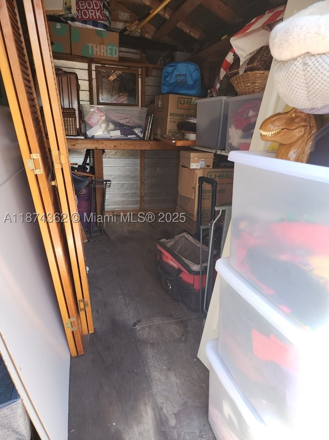 Real estate property located at 11060 143rd Pl, Miami-dade, Country Tree Sub, Miami, FL
